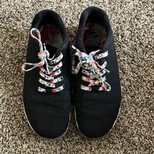 COPY - Used Nobull trainers!